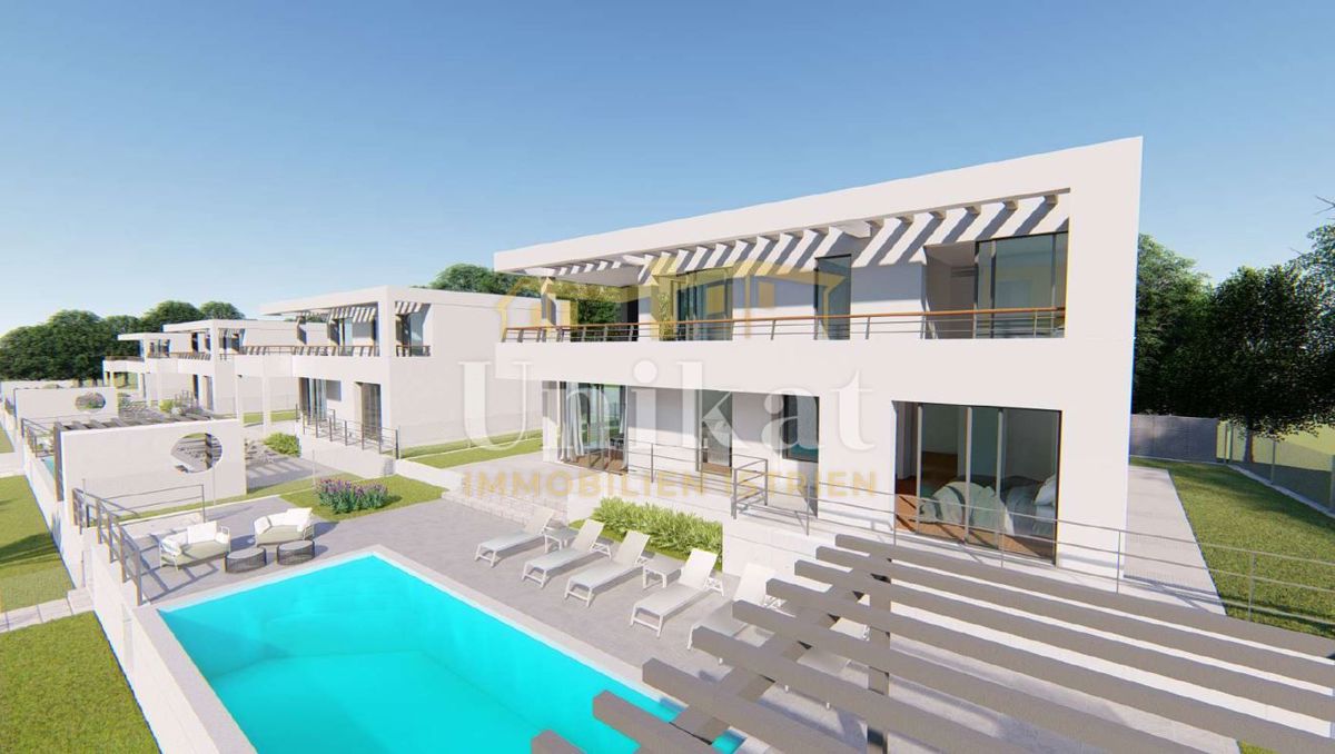 Gradbeno zemljišče z razgledom na morje